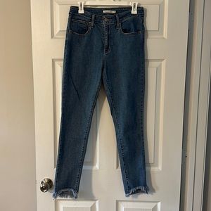 Levi’s 721 High Rise Skinny Jean